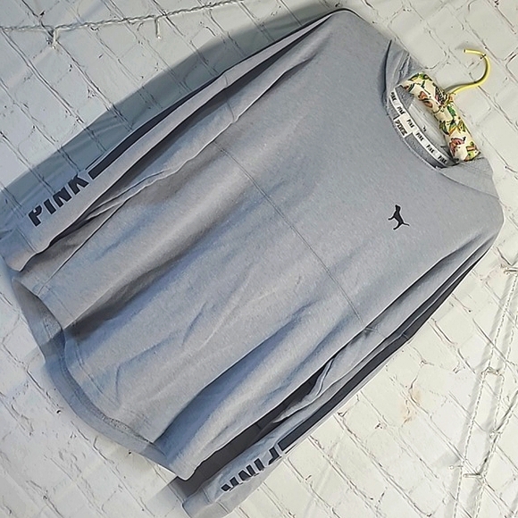2014 Victoria's Secret PINK Logo Long Sleeve Gray Oversized Hooded Tee Womens XS - Picture 3 of 16